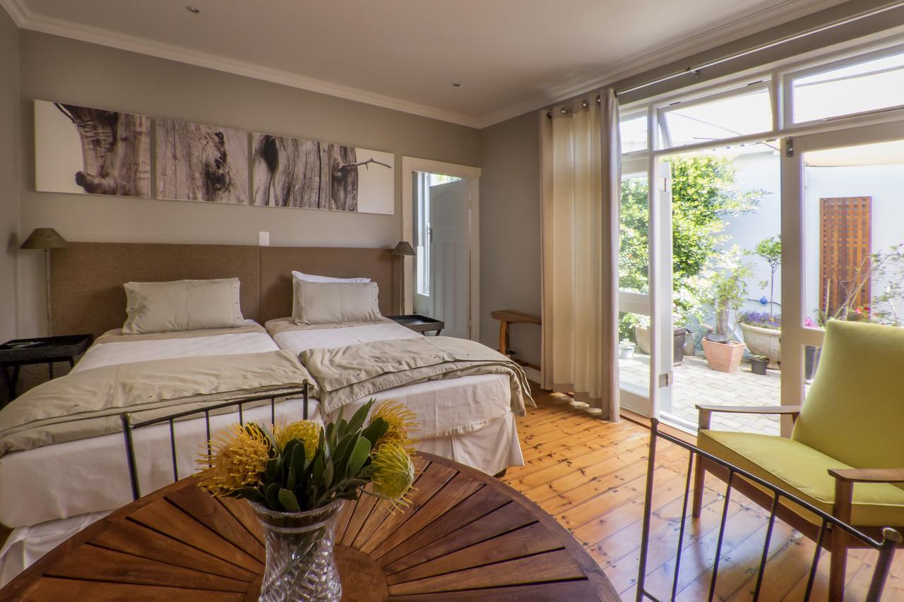 B'S Place Port Elizabeth Ngoại thất bức ảnh