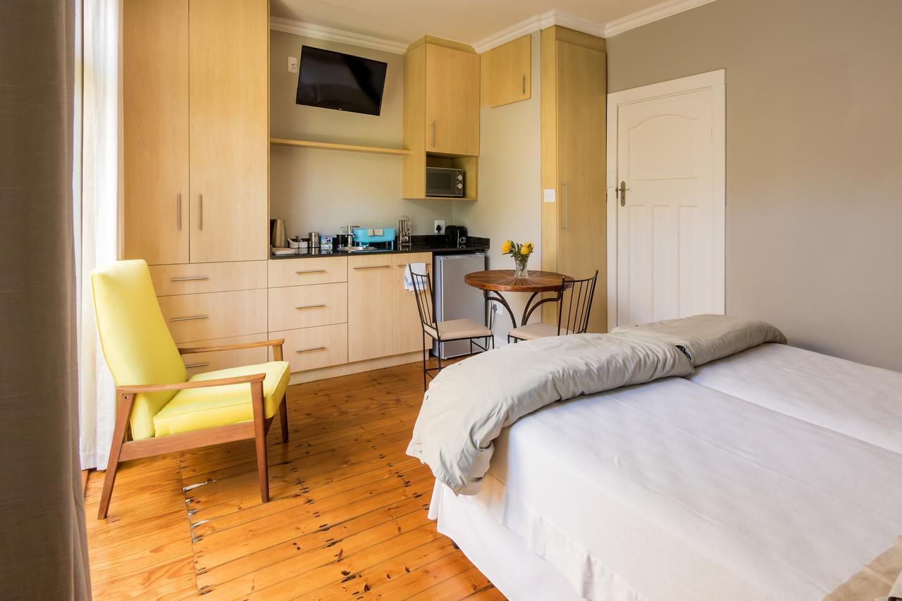 B'S Place Port Elizabeth Ngoại thất bức ảnh